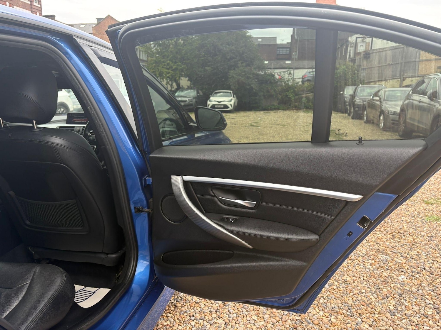 Used BMW 3 Series for sale - 76551140: Photo 33