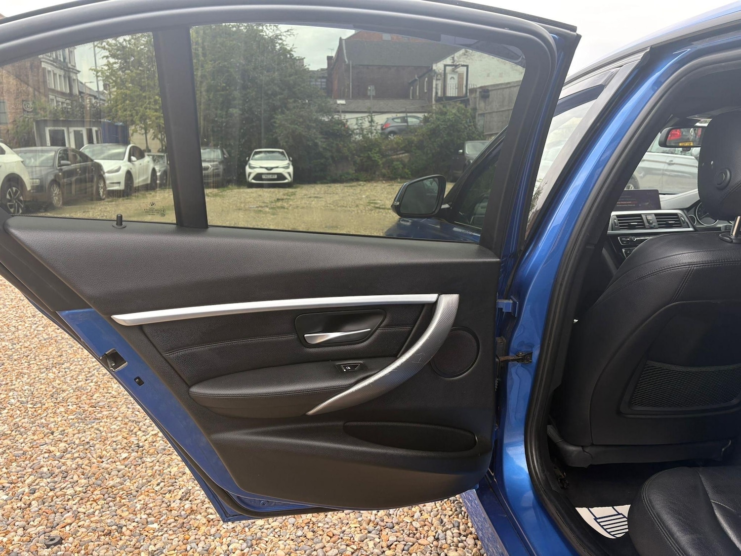 Used BMW 3 Series for sale - 76551140: Photo 35