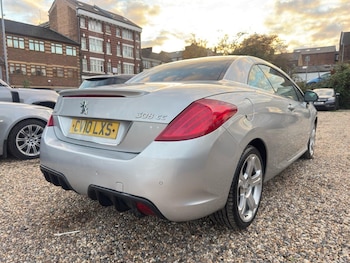 Used Peugeot 308 2010 for sale - 76409074: Photo