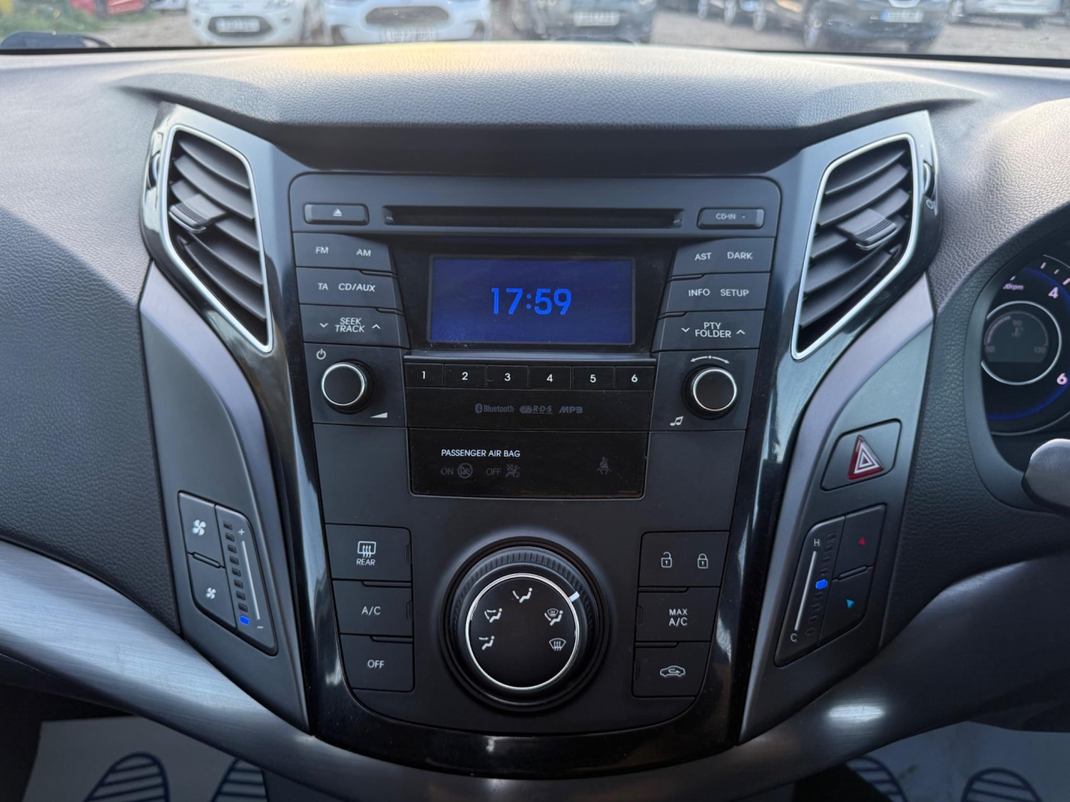 Used Hyundai i40 2014 for sale - 76424765: Photo 14