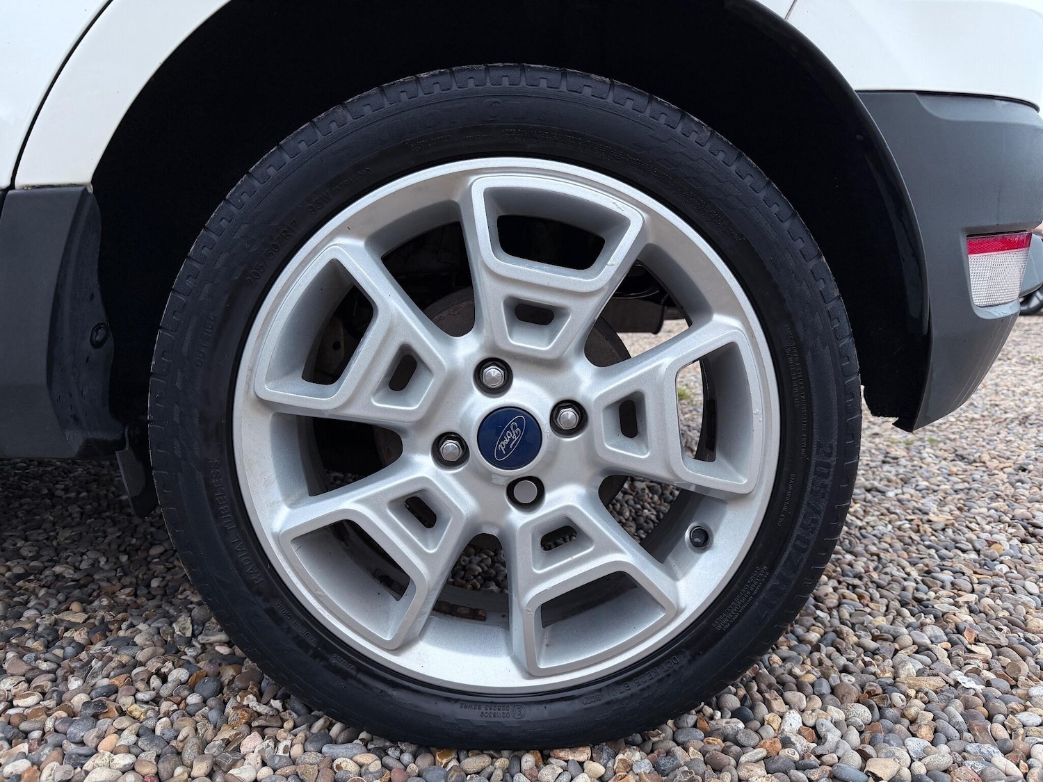 Used Ford Ecosport 2017 for sale - 76423456: Photo 12