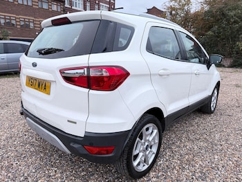 Used Ford Ecosport 2017 for sale - 76423456: Photo