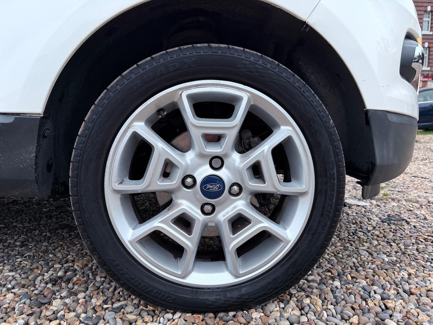 Used Ford Ecosport 2017 for sale - 76423456: Photo 9