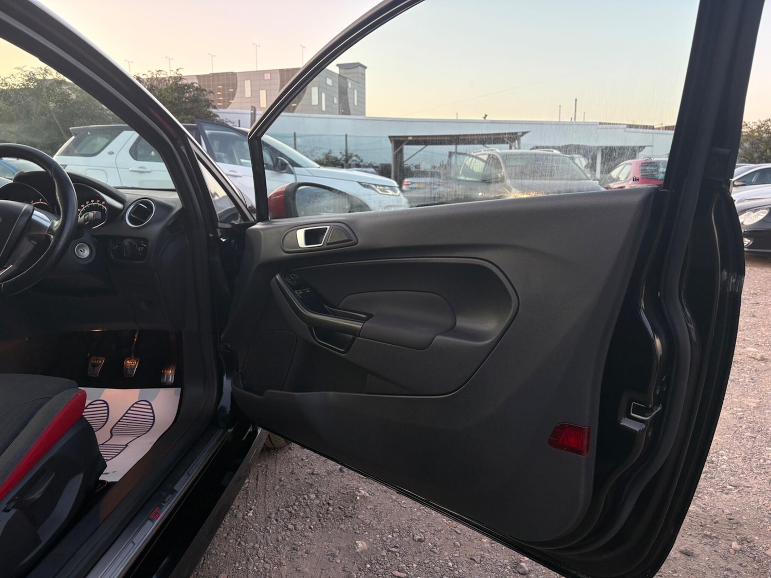 Used Ford Fiesta 2017 for sale - 76425474: Photo 12