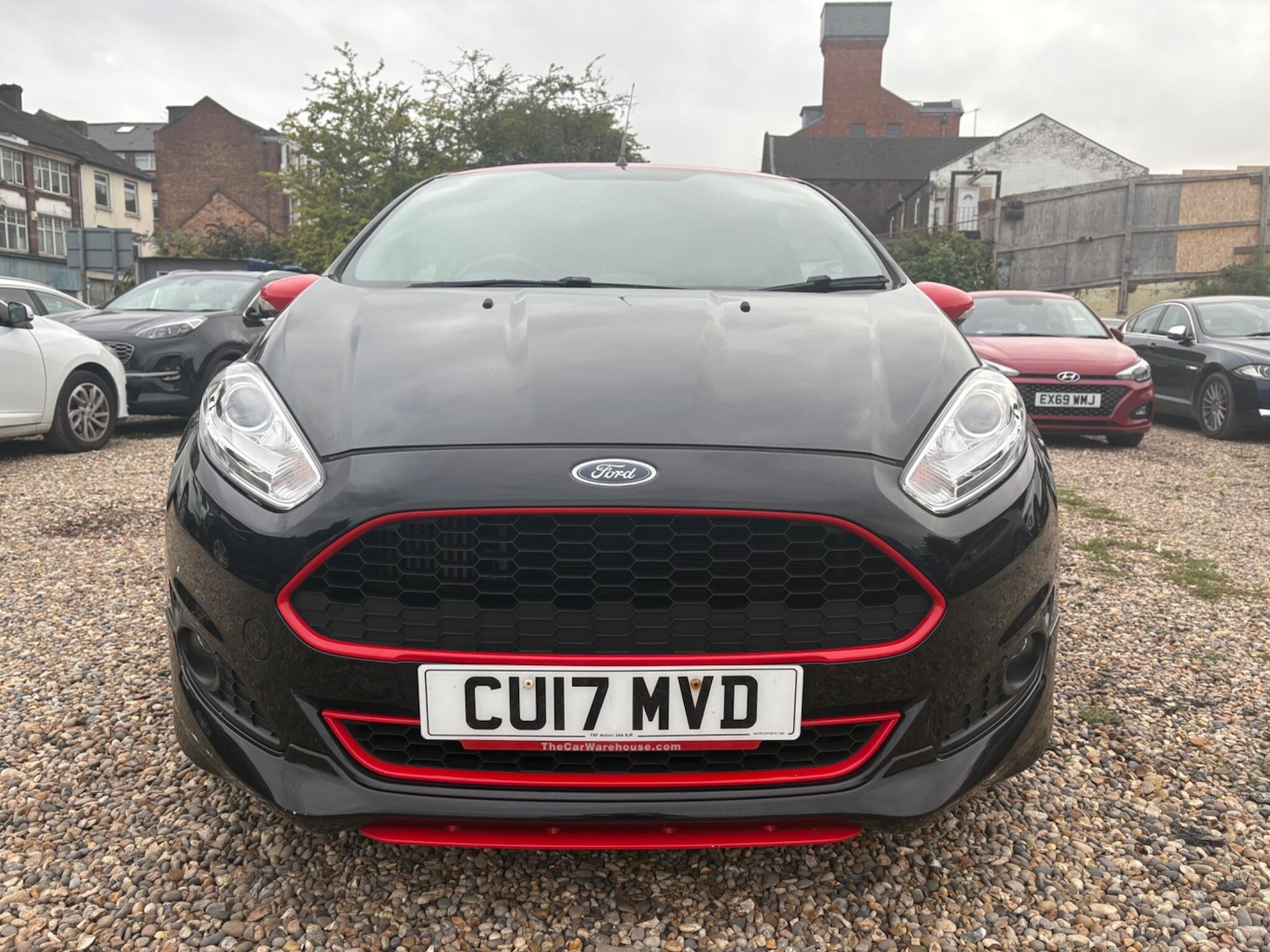 Used Ford Fiesta 2017 for sale - 76425474: Photo 2