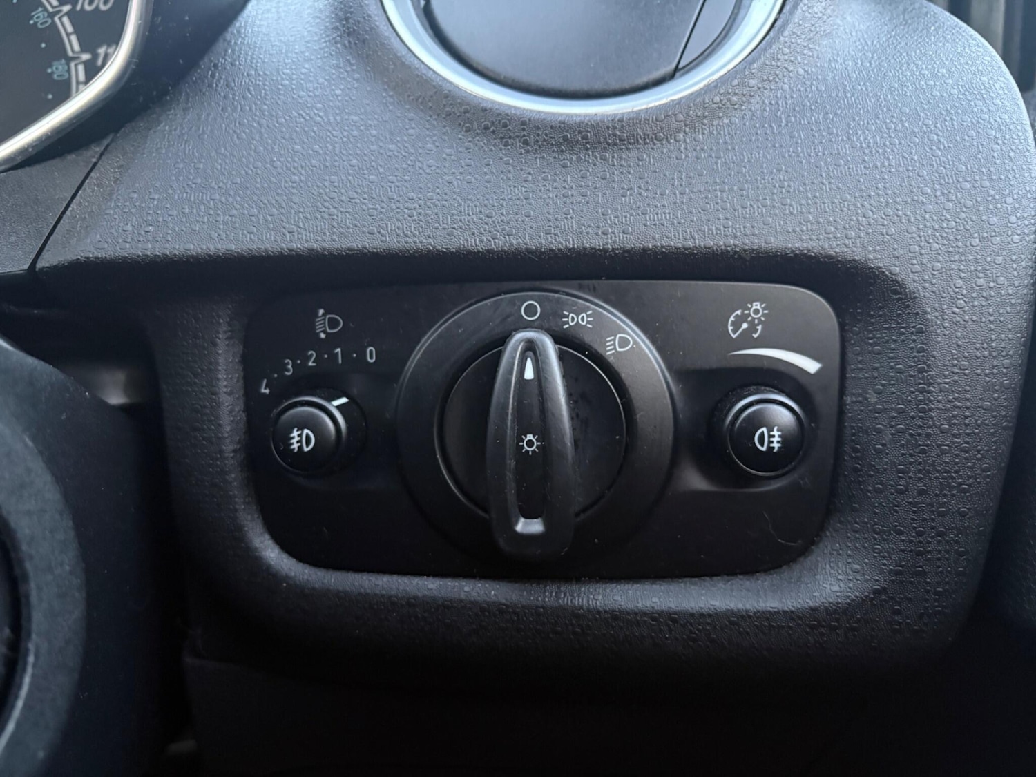 Used Ford Fiesta 2017 for sale - 76425474: Photo 24