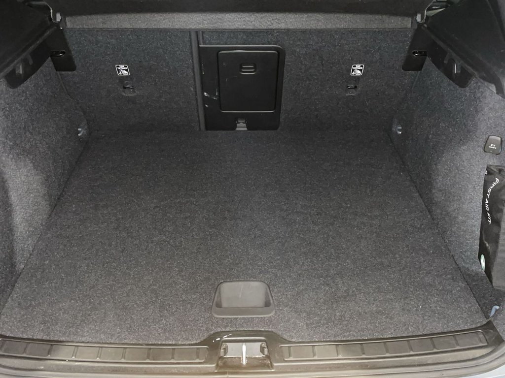 Used Volvo XC40 2021 for sale - 76439367: Photo 13