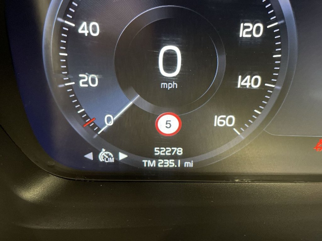 Used Volvo XC40 2021 for sale - 78180788: Photo 25