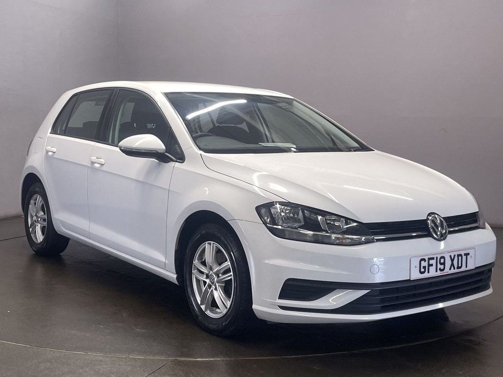 Used Volkswagen Golf 2019 for sale - 76190761: Photo 1
