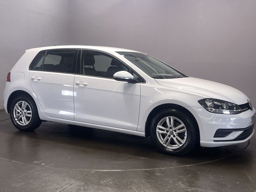 Used Volkswagen Golf 2019 for sale - 76190761: Photo 2