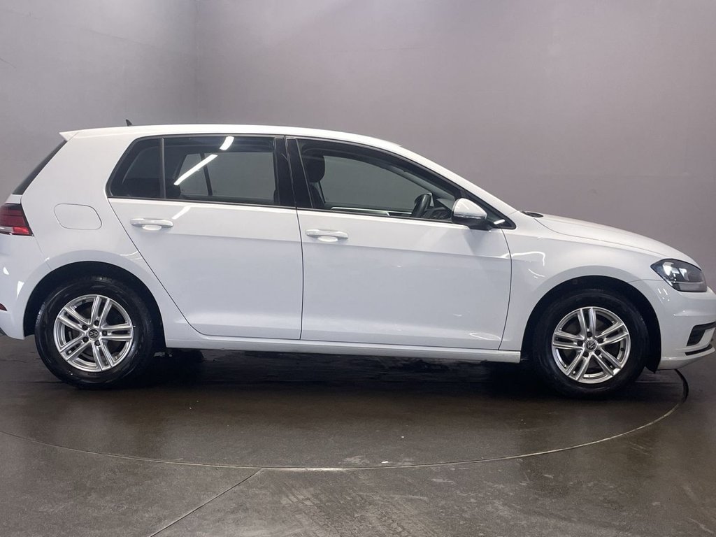 Used Volkswagen Golf 2019 for sale - 76190761: Photo 9