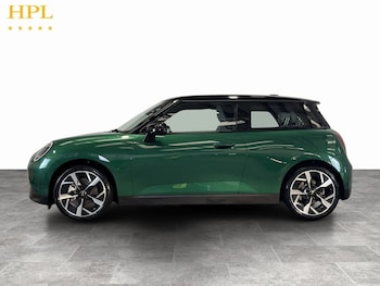 Used MINI Electric Cooper 2024 for sale - 79370530: Photo