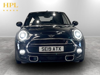 Used MINI Convertible 2019 for sale - 79009709: Photo