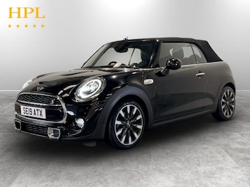 Used MINI Convertible 2019 for sale - 79009709: Photo