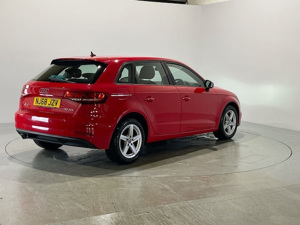 Used Audi A3 2018 for sale - 76132911: Photo 8
