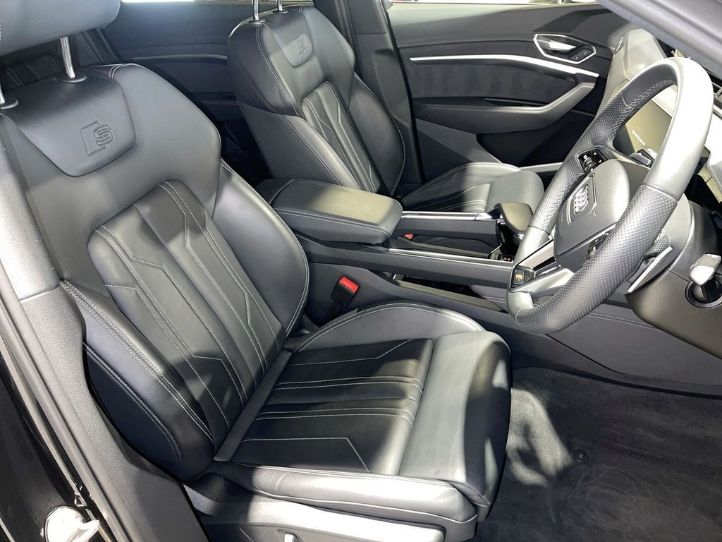 Used Audi e-tron 2023 for sale - 77384308: Photo 13