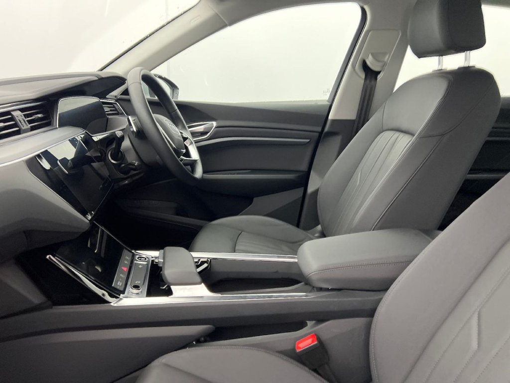 Used Audi e-tron 2021 for sale - 76547214: Photo 9