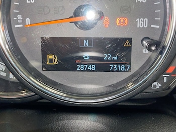 Used MINI Hatch 2019 for sale - 75527427: Photo