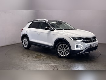 Used Volkswagen T-Roc 2022 for sale - 76023590: Photo