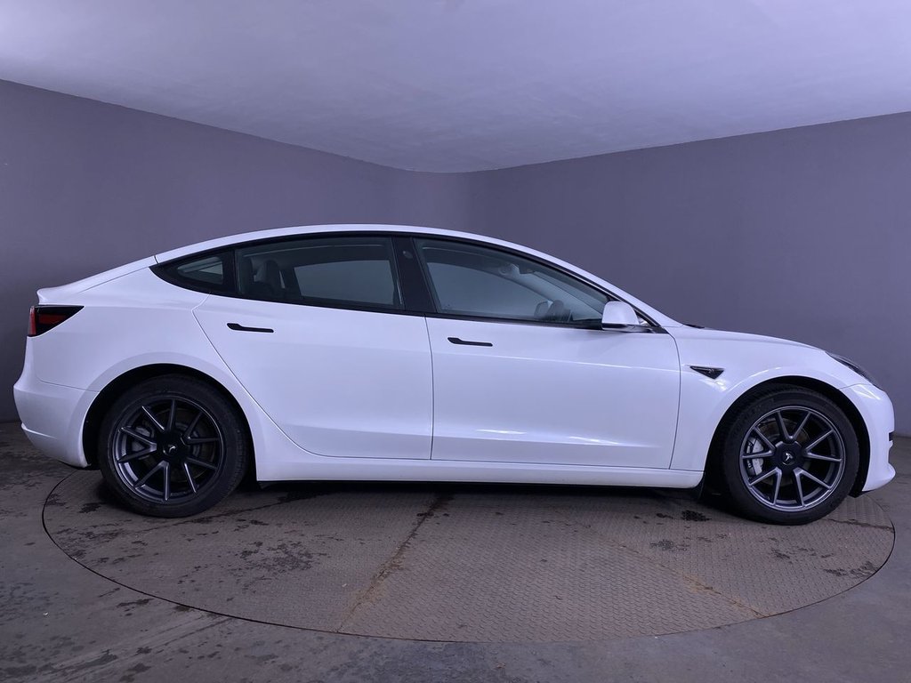 Used Tesla Model 3 2022 for sale - 77680502: Photo 9