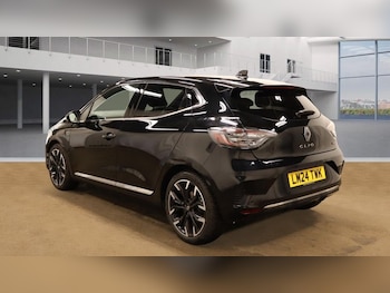 Used Renault Clio 2024 for sale - 75947593: Photo