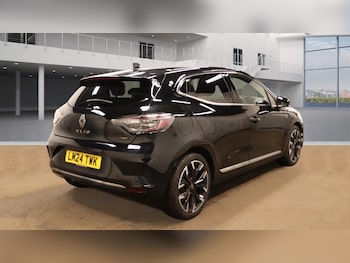 Used Renault Clio 2024 for sale - 75947593: Photo