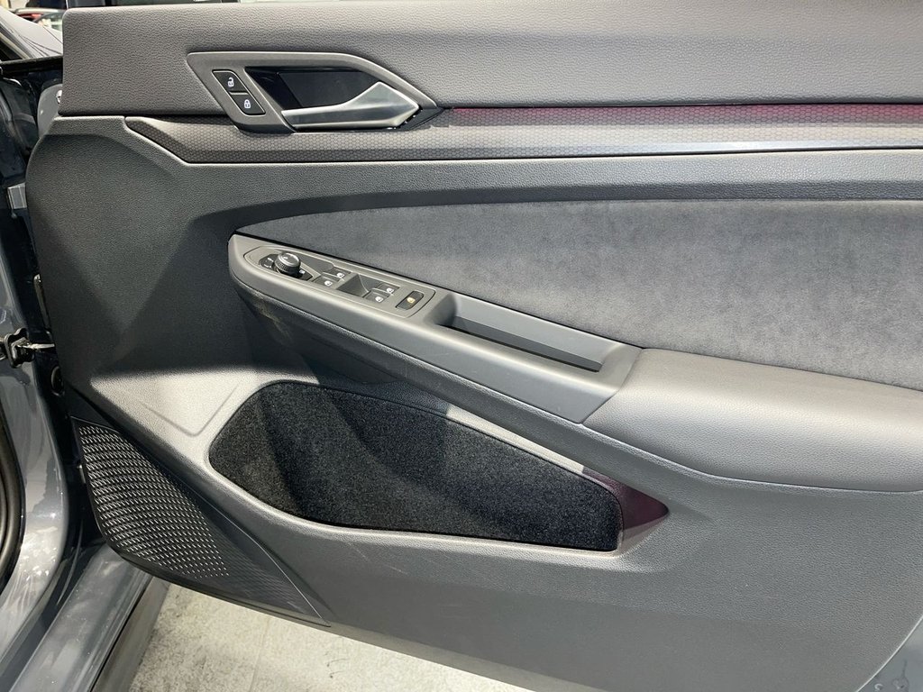 Used Volkswagen Golf 2023 for sale - 76333424: Photo 25