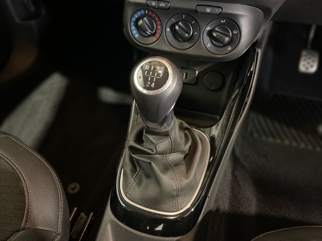 Used Vauxhall ADAM 2018 for sale - 77111296: Photo 18