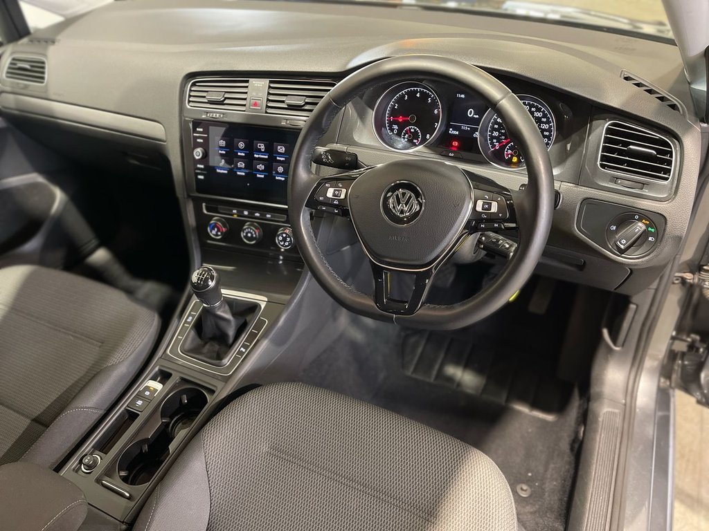 Used Volkswagen Golf 2017 for sale - 77422180: Photo 22