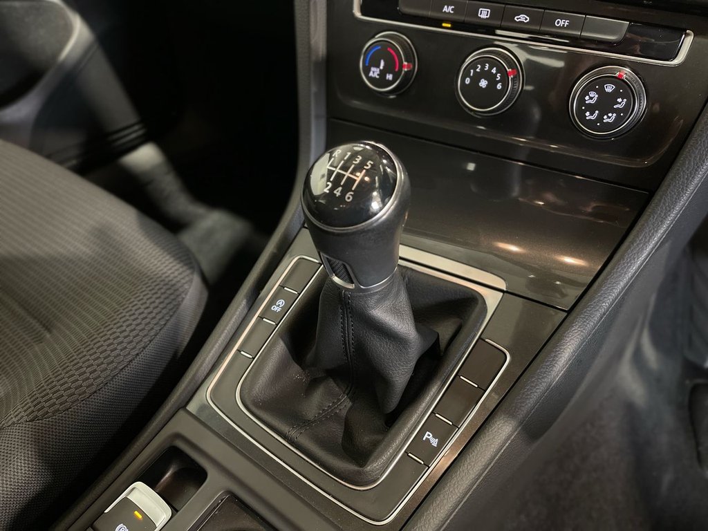 Used Volkswagen Golf 2017 for sale - 77422180: Photo 25