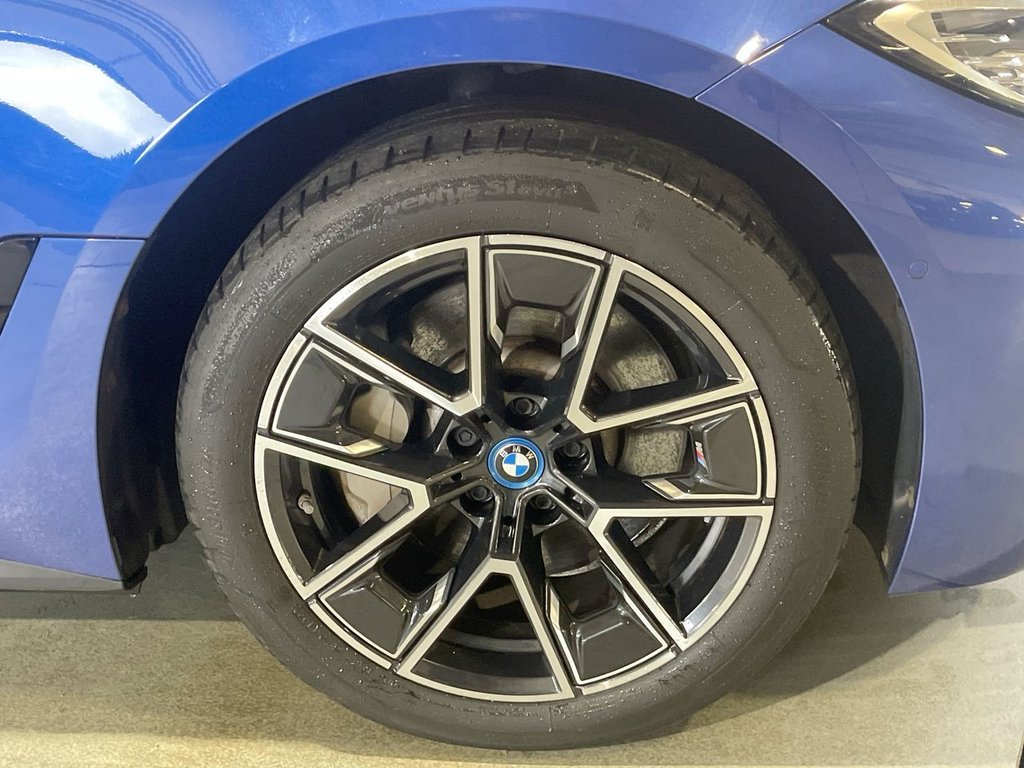 Used BMW i4 2022 for sale - 76784001: Photo 18
