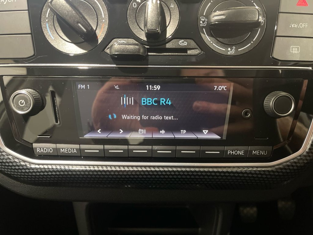 Used Volkswagen up! 2020 for sale - 76605161: Photo 24