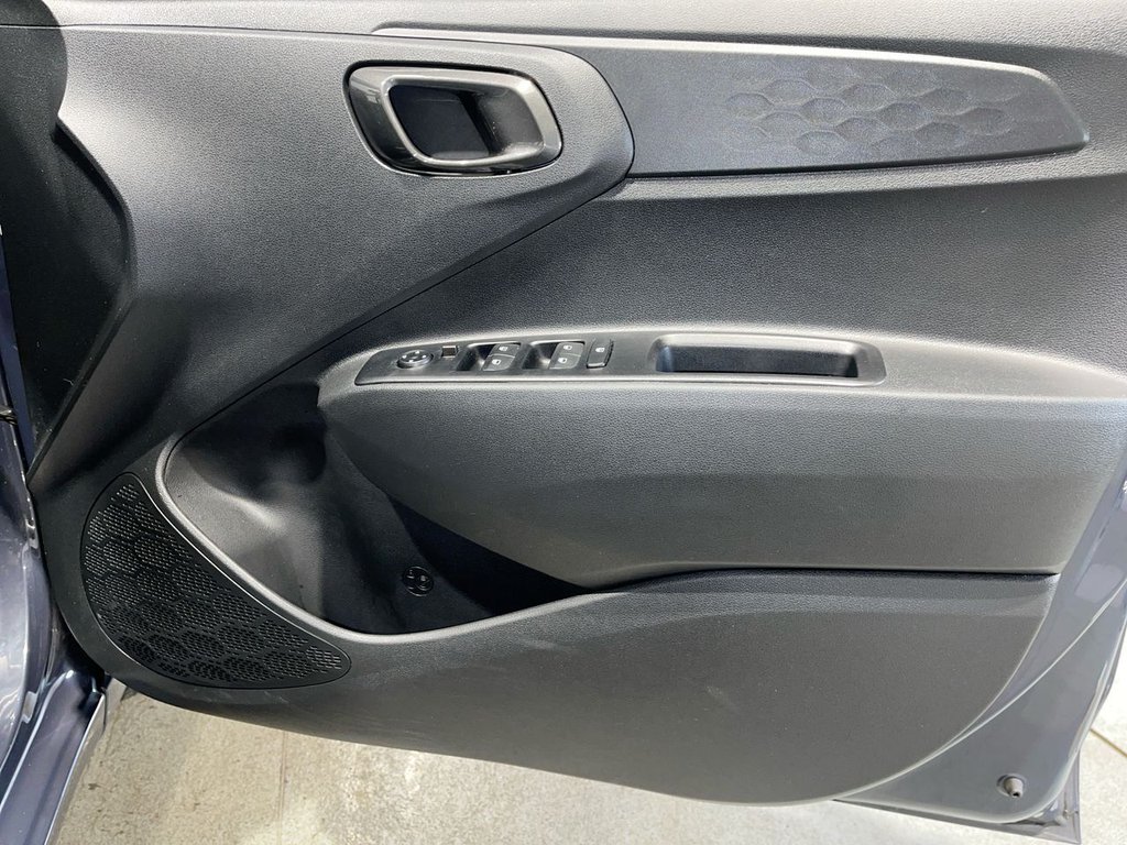 Used Hyundai i10 2024 for sale - 77498603: Photo 23