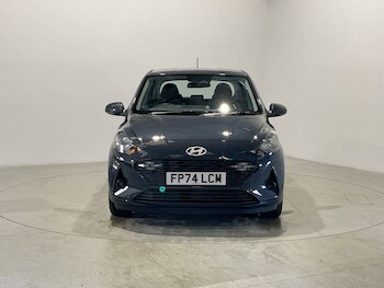 Used Hyundai i10 2024 for sale - 77498603: Photo