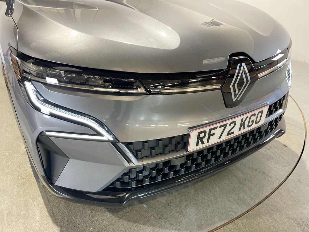 Used Renault Megane E Tech 2022 for sale - 77499314: Photo 17