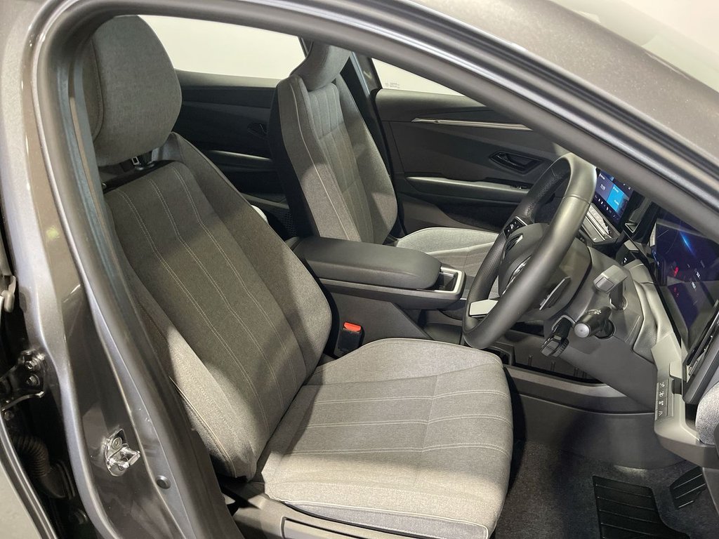 Used Renault Megane E Tech 2022 for sale - 77499314: Photo 21