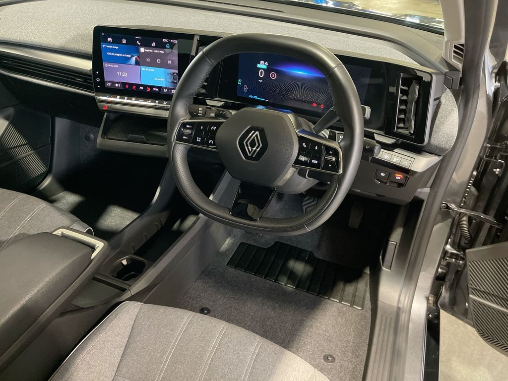 Used Renault Megane E Tech 2022 for sale - 77499314: Photo 22