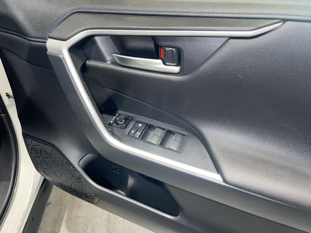 Used Toyota RAV4 2019 for sale - 75693071: Photo 15