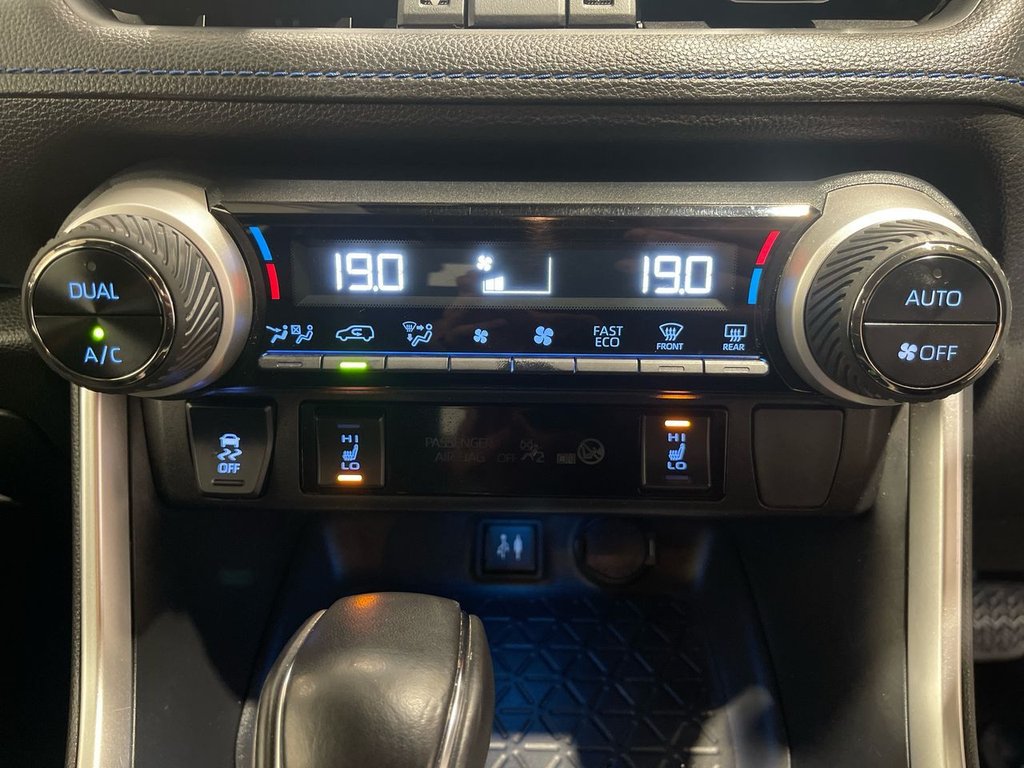 Used Toyota RAV4 2019 for sale - 75693071: Photo 16
