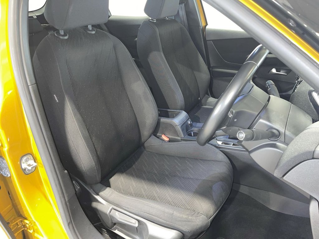 Used DS Automobiles DS 3 Crossback 2019 for sale - 76266732: Photo 14