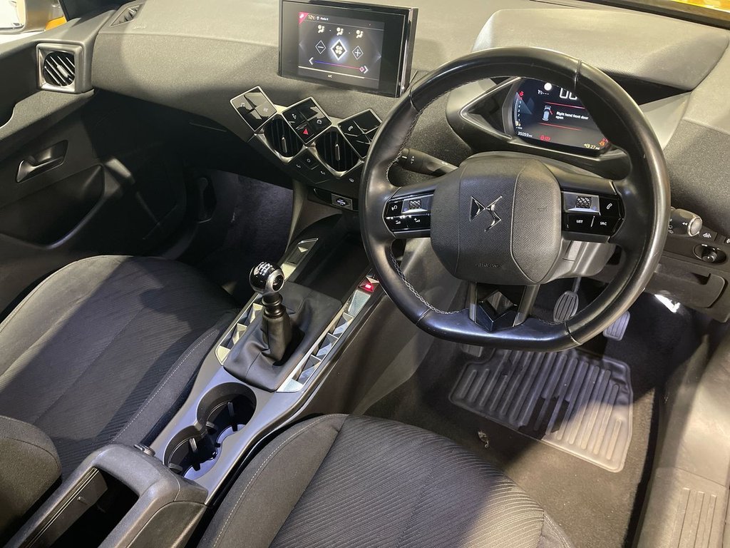 Used DS Automobiles DS 3 Crossback 2019 for sale - 76266732: Photo 15