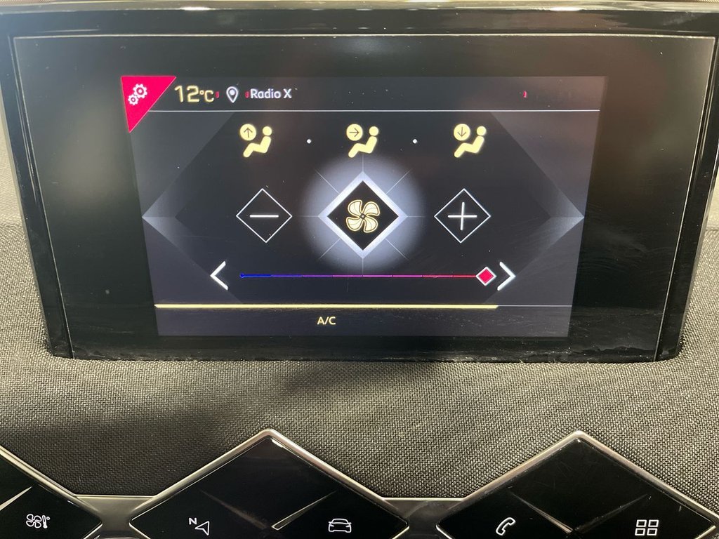 Used DS Automobiles DS 3 Crossback 2019 for sale - 76266732: Photo 25