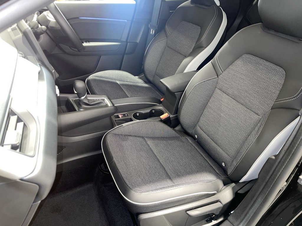 Used Renault Captur 2023 for sale - 76235791: Photo 16