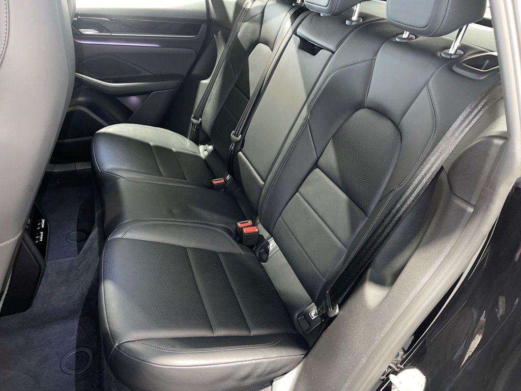 Used Porsche Macan 2025 for sale - 77200349: Photo 17