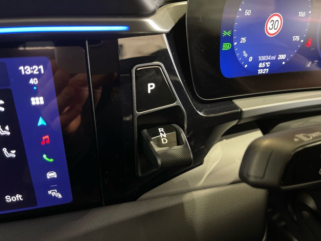 Used Porsche Macan 2025 for sale - 77200349: Photo 19