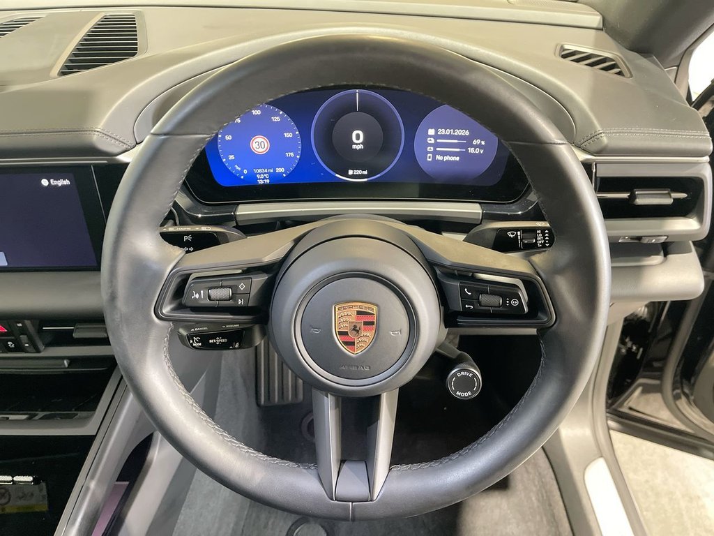 Used Porsche Macan 2025 for sale - 77200349: Photo 20