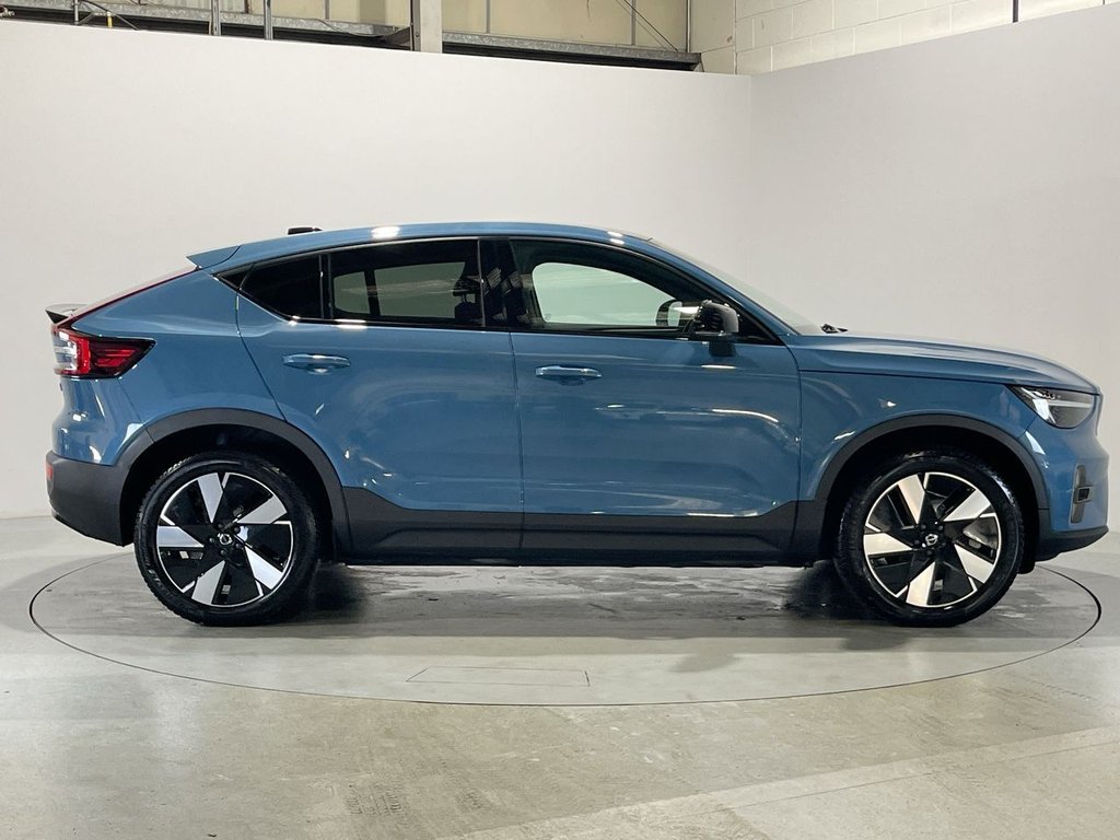 Used Volvo C40 2024 for sale - 76883670: Photo 9