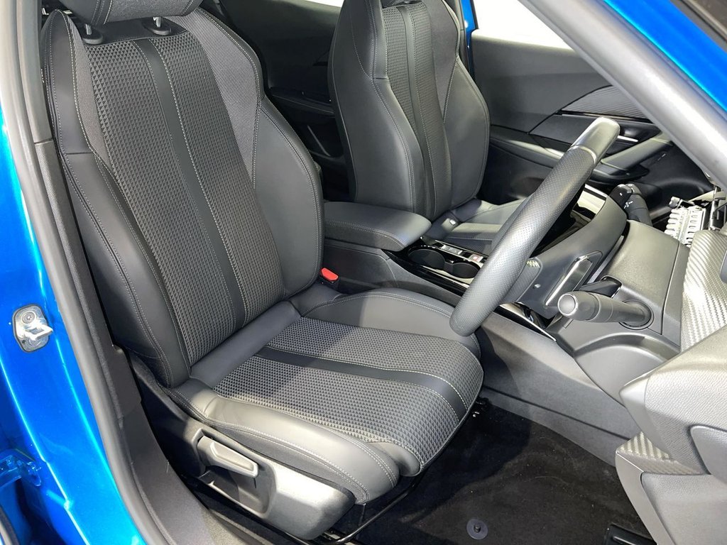 Used Peugeot 2008 2022 for sale - 77065055: Photo 14