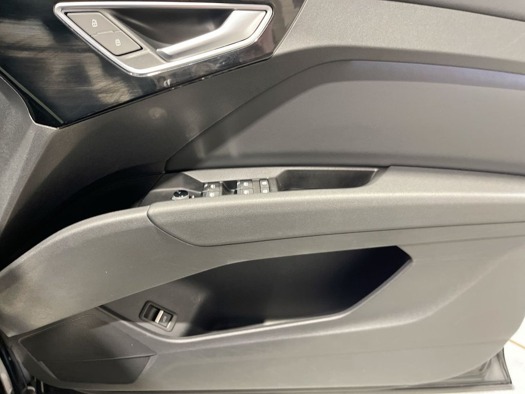 Used Audi Q4 e-tron 2023 for sale - 77437224: Photo 25