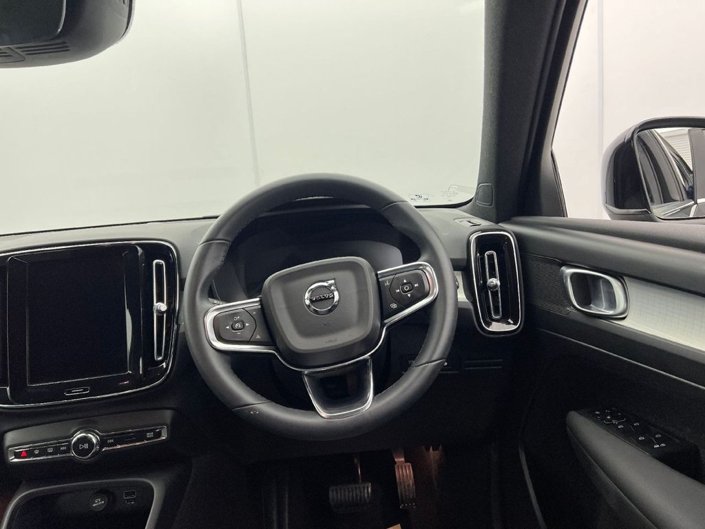 Used Volvo XC40 2022 for sale - 76546573: Photo 12